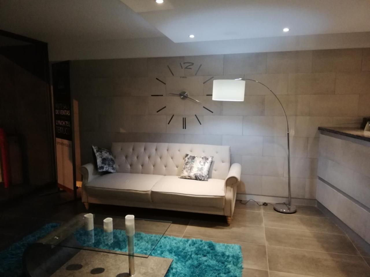Depto Estudio 1811 Edificio Centro Blanco Con Estacionamiento เตมูโก ภายนอก รูปภาพ